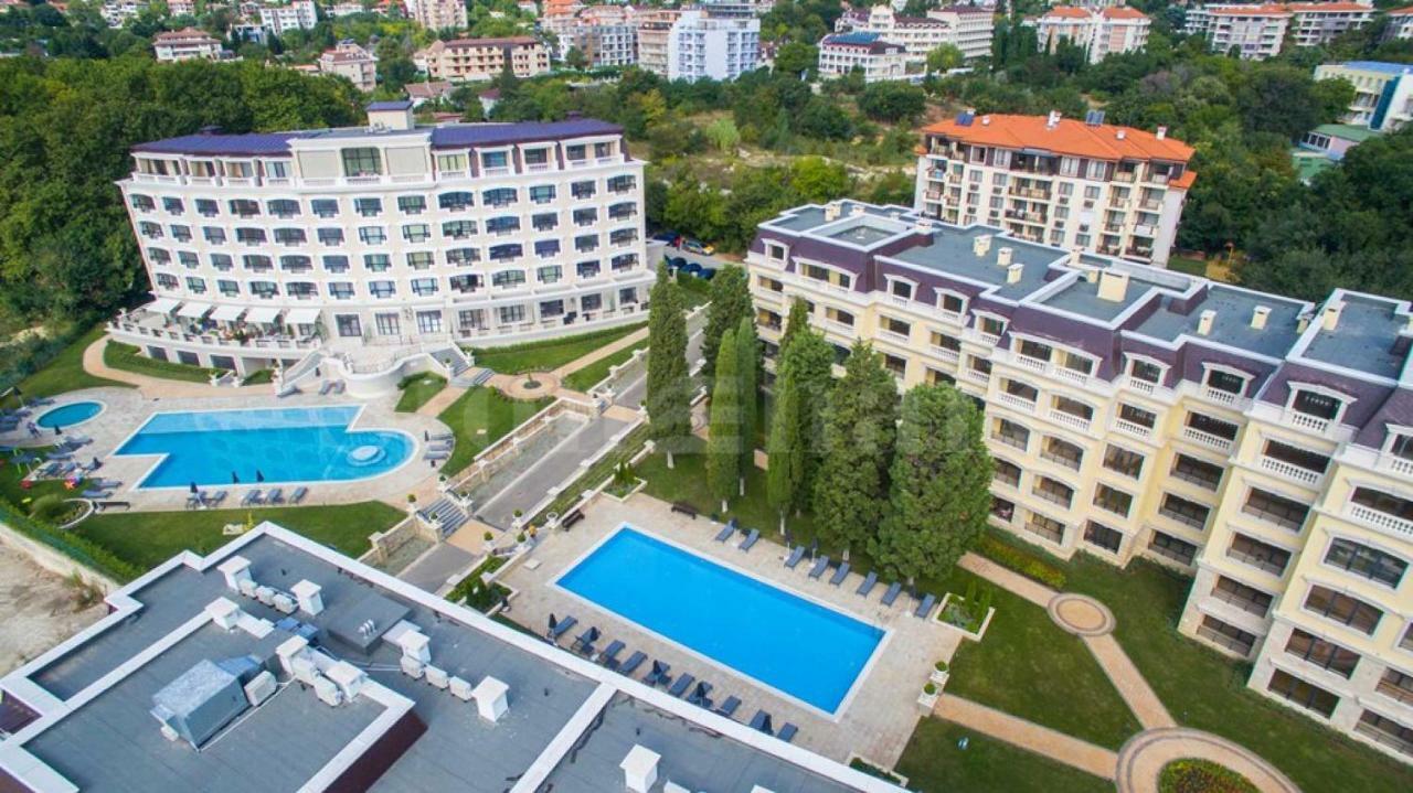 Cozy Apartment By The Sea Saints Constantine and Helena ภายนอก รูปภาพ